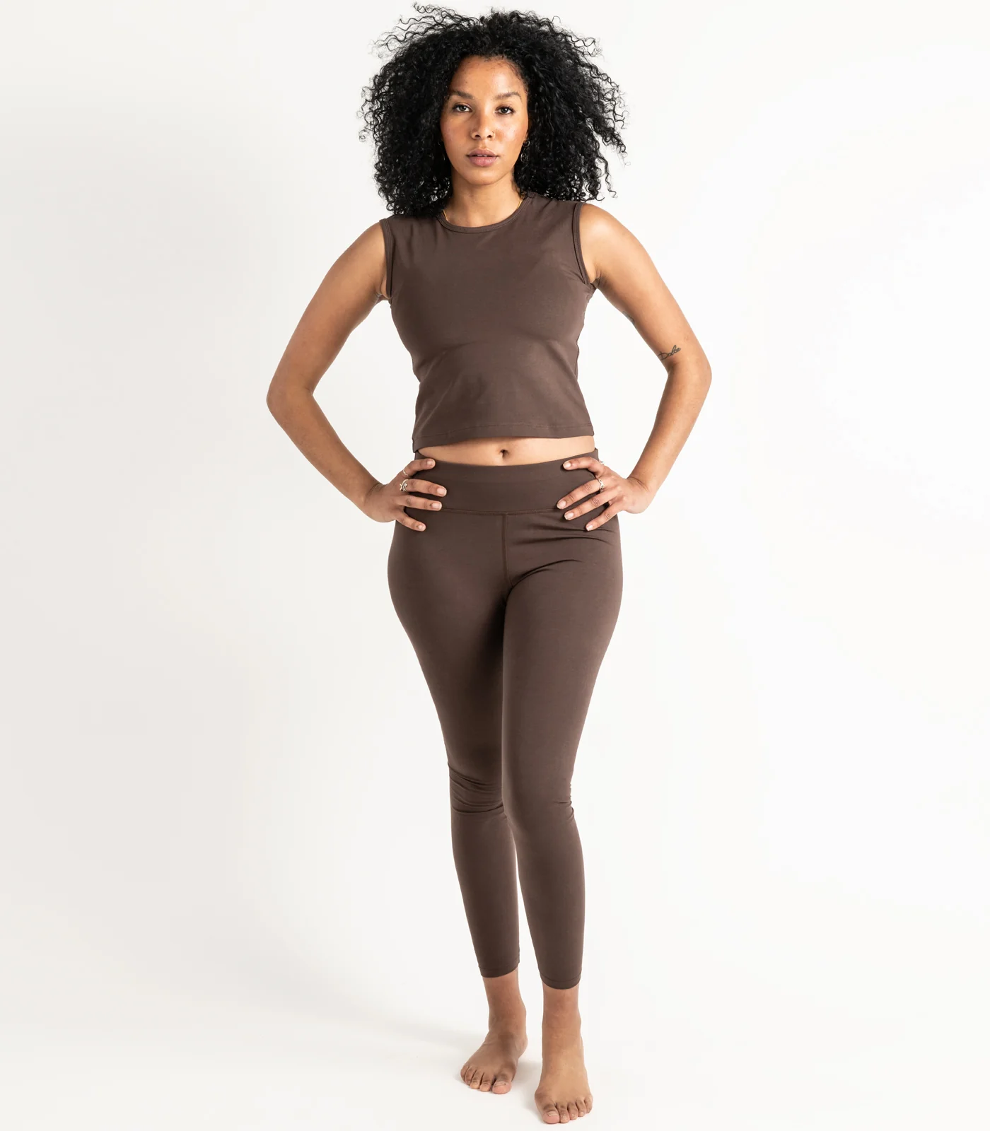 Organic Cotton Sleeveless Fitted Crop Top (3 Pack) - Last Chance - Image 3