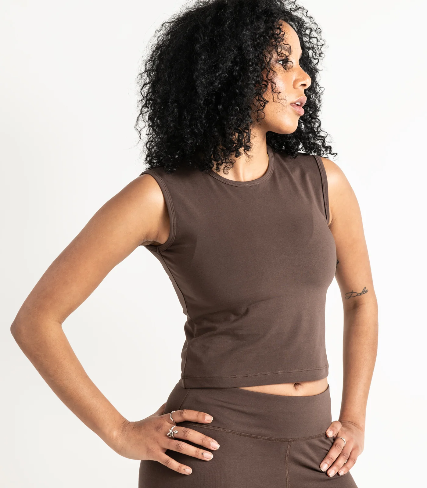 Organic Cotton Sleeveless Fitted Crop Top (3 Pack) - Last Chance - Image 5