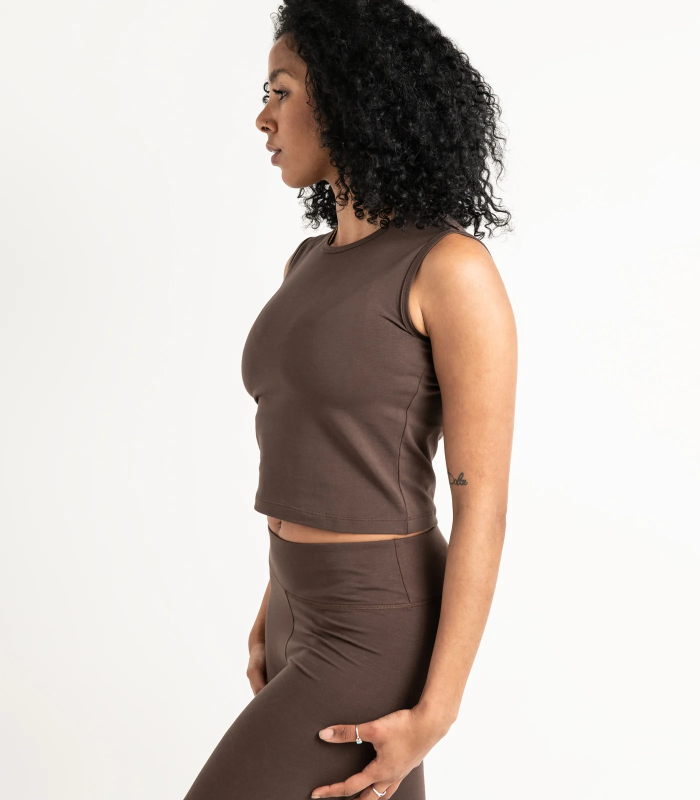 Organic Cotton Sleeveless Fitted Crop Top - Last Chance - Image 3