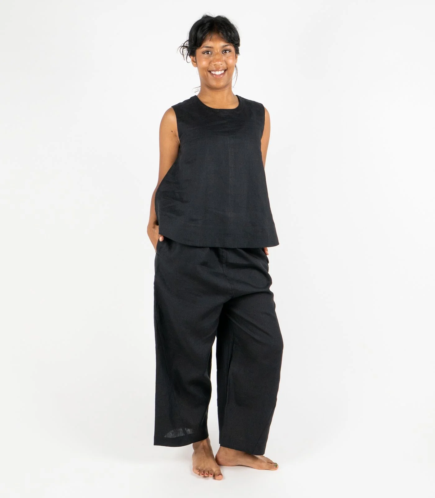 Organic Linen Balloon Lounge Pants & Sleeveless Lounge Shirt - Image 11