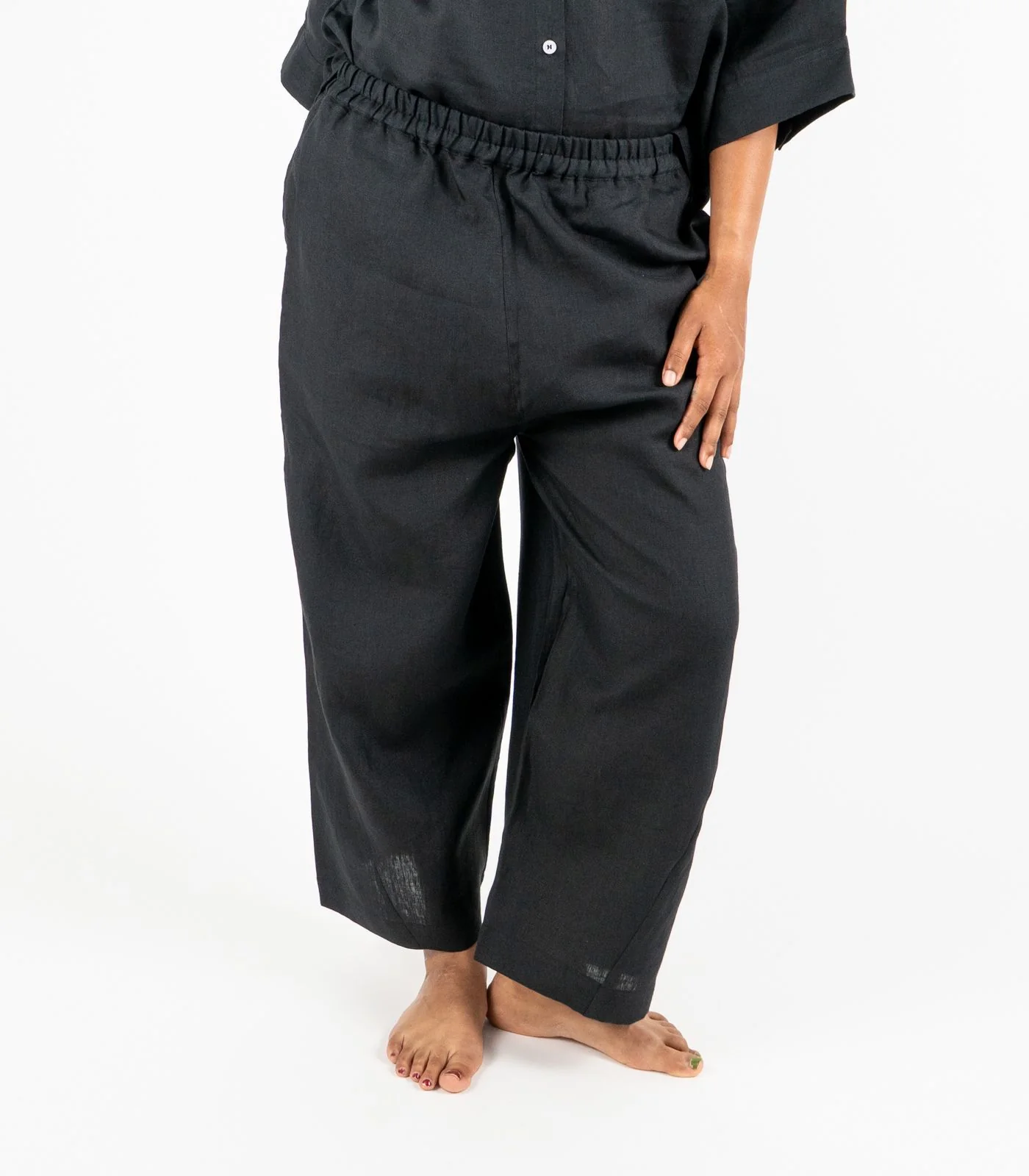 Organic Linen Balloon Lounge Pants & Lounge Shirt - Image 7