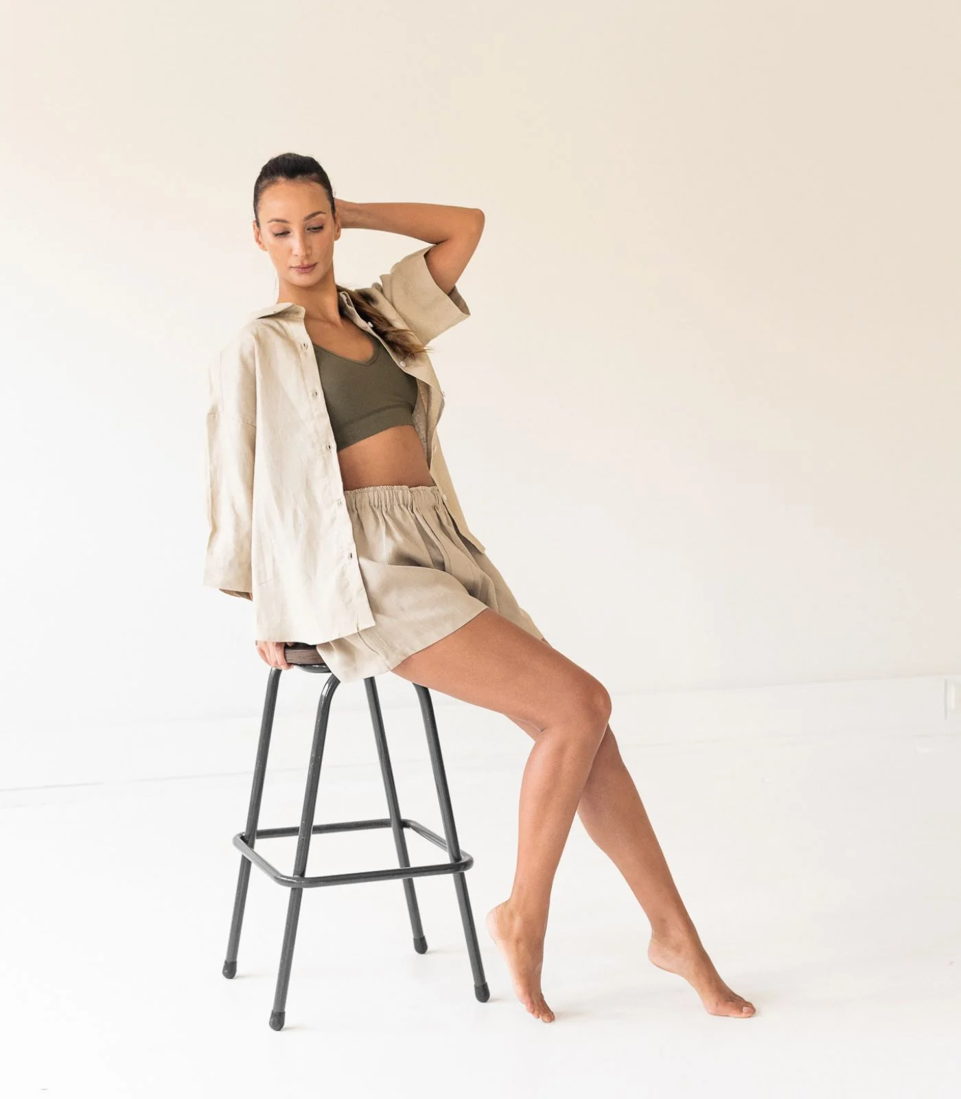 Organic Linen Boxy Lounge Shorts - Image 15
