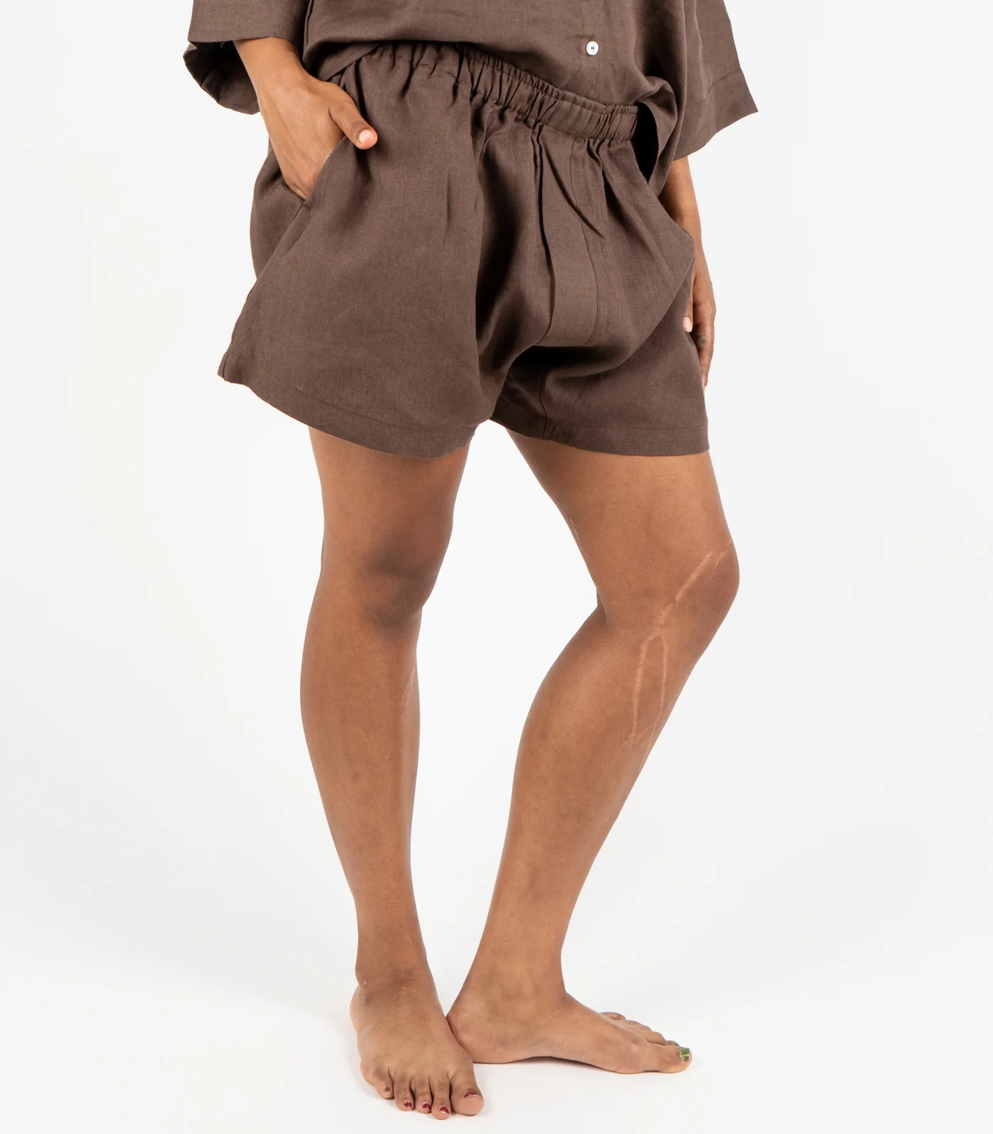 Organic Linen Boxy Lounge Shorts - Image 11