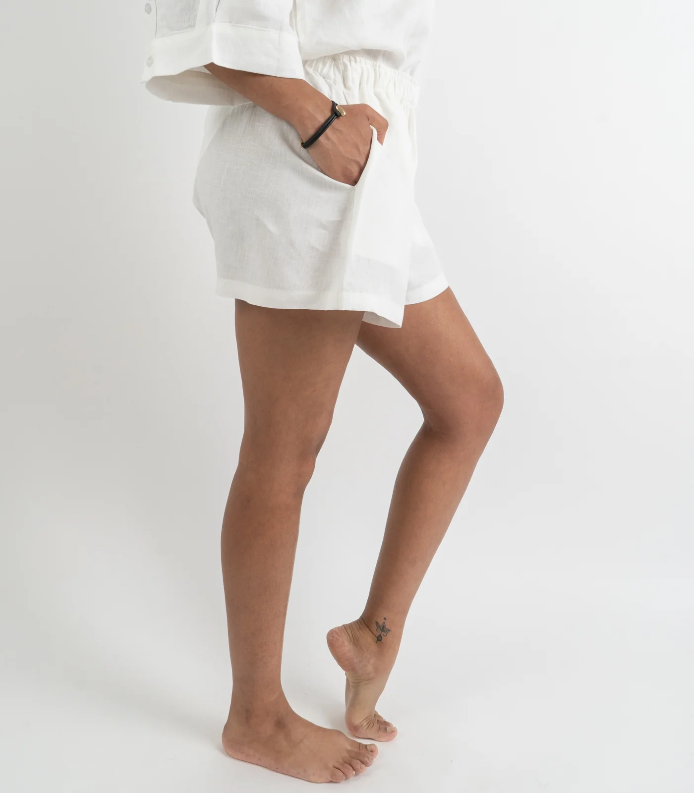 Organic Linen Boxy Lounge Shorts - Image 31