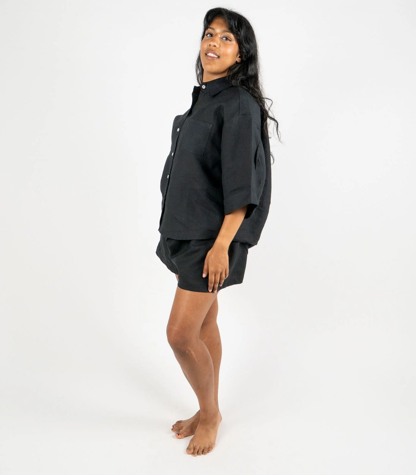 Organic Linen Boxy Lounge Shorts - Image 4