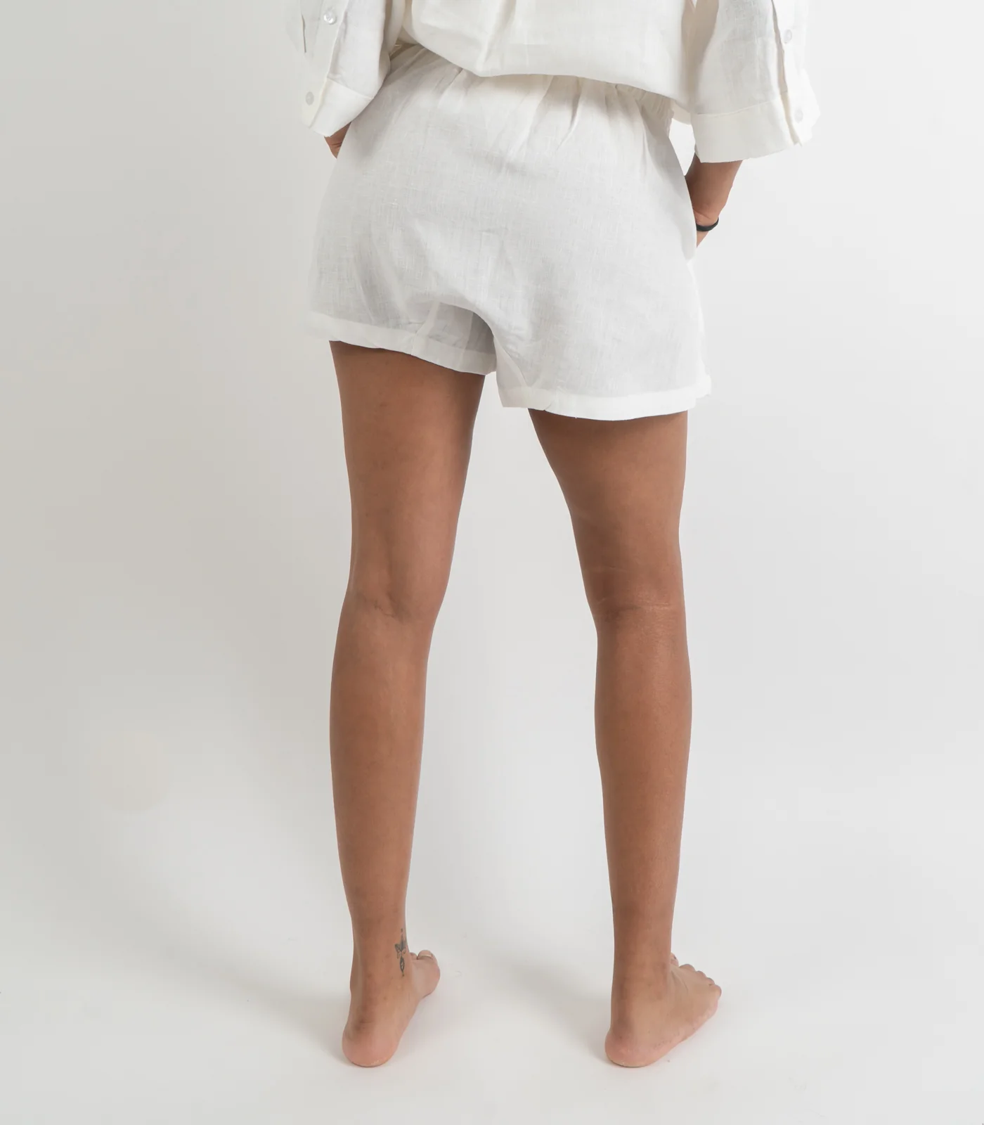 Organic Linen Boxy Lounge Shorts - Image 34