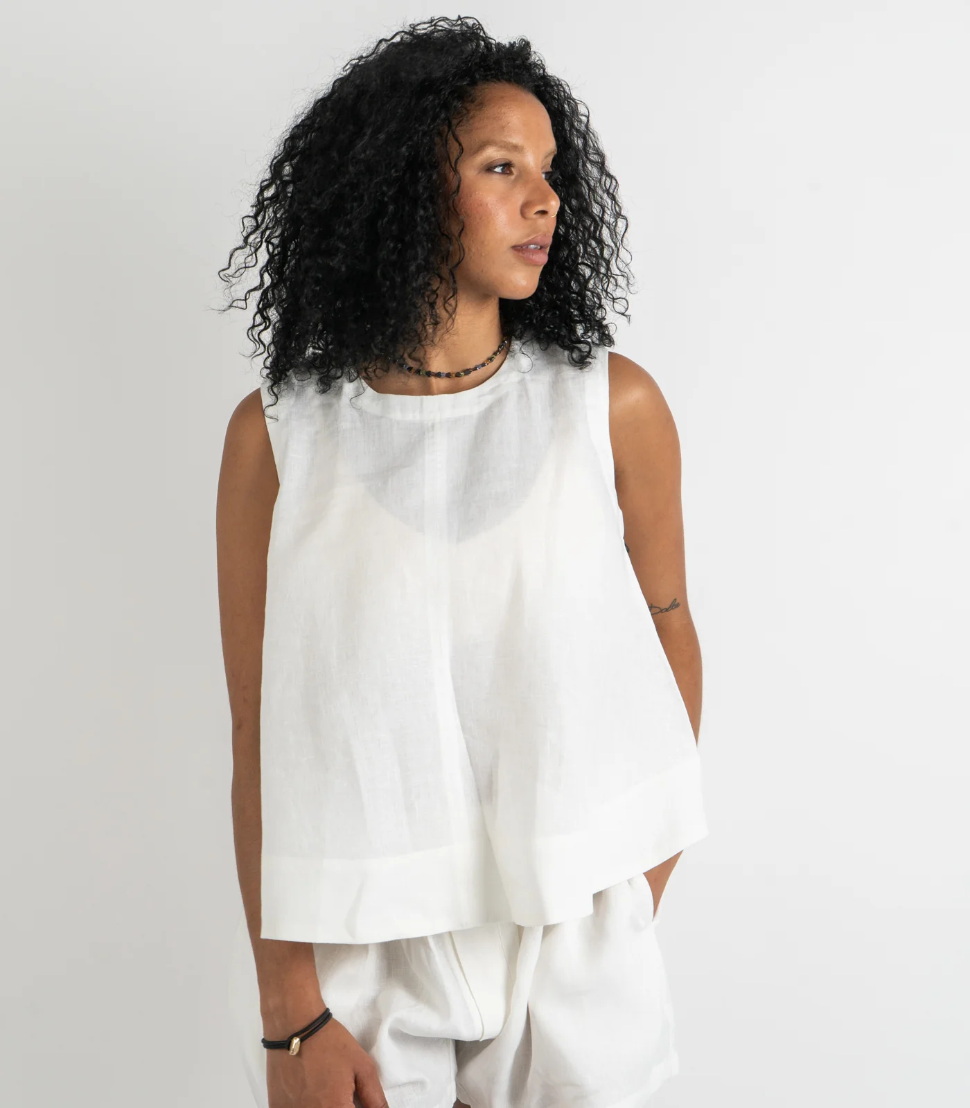 Organic Linen Balloon Lounge Pants & Sleeveless Lounge Shirt - Image 15