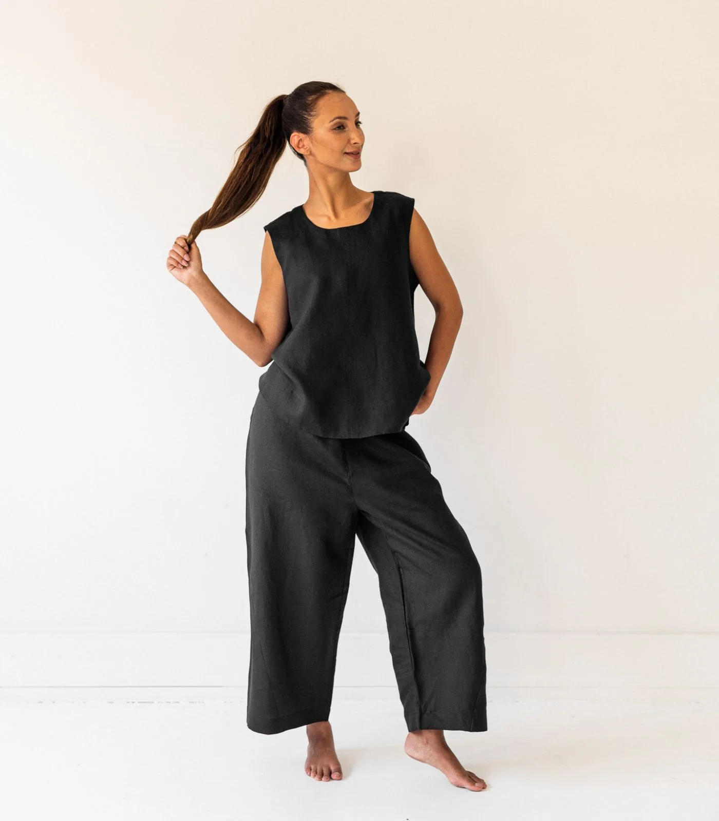 Organic Linen Balloon Lounge Pants & Sleeveless Lounge Shirt - Image 13
