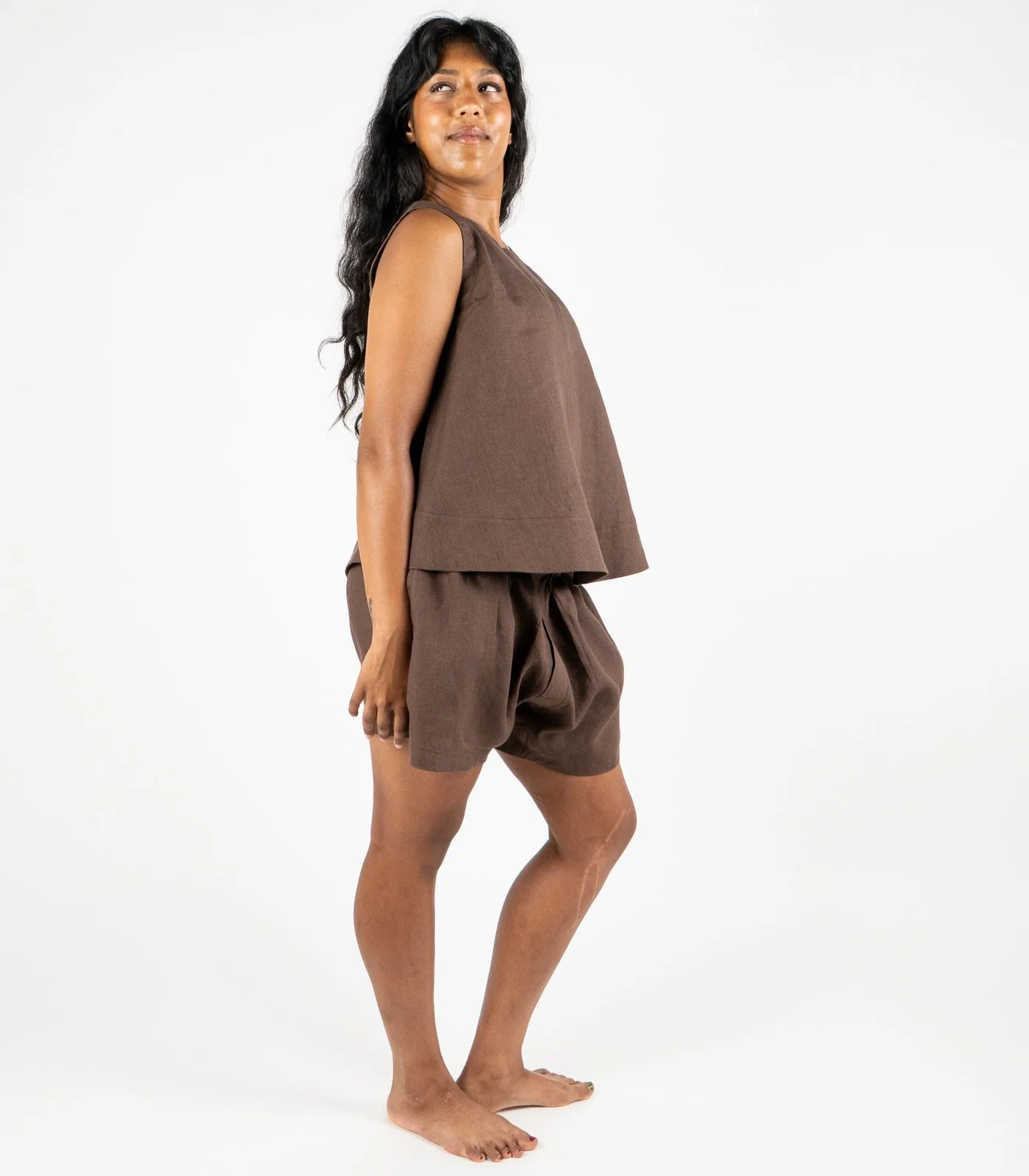 Organic Linen Sleeveless Lounge Shirt - Image 42