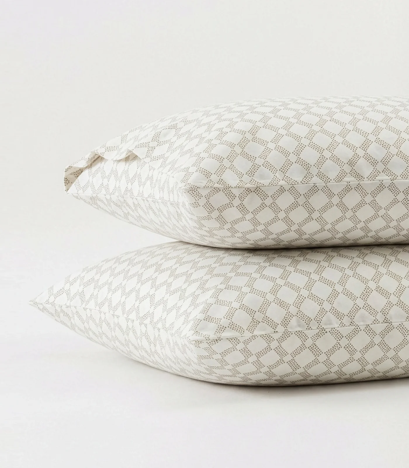 Organic Cotton Percale Pillow Cases (Pair) - Limited Edition - Image 3